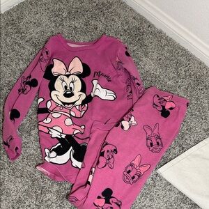 Disney Minnie Mouse and Daisy Duck Pink Pajama Set